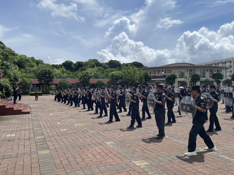 巡特警大隊教官團(tuán)現(xiàn)場實操圖片02_調(diào)整大小.jpg