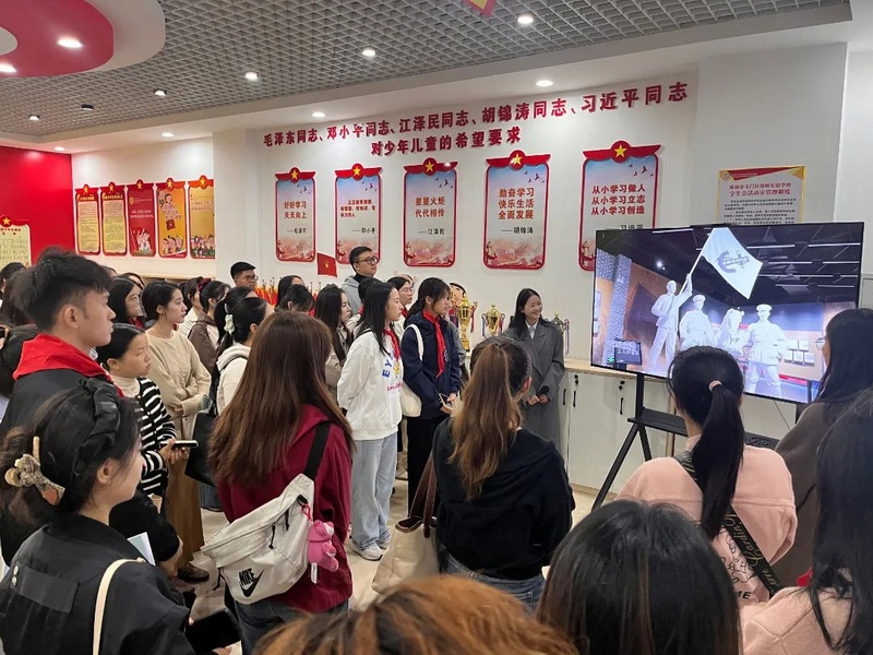 金灣團隊訪珠峰，團隊一體共進步——金灣區(qū)教育系統(tǒng)團、隊干培訓(xùn)班到珠峰實驗學(xué)校交流訪問1_調(diào)整大小.jpg
